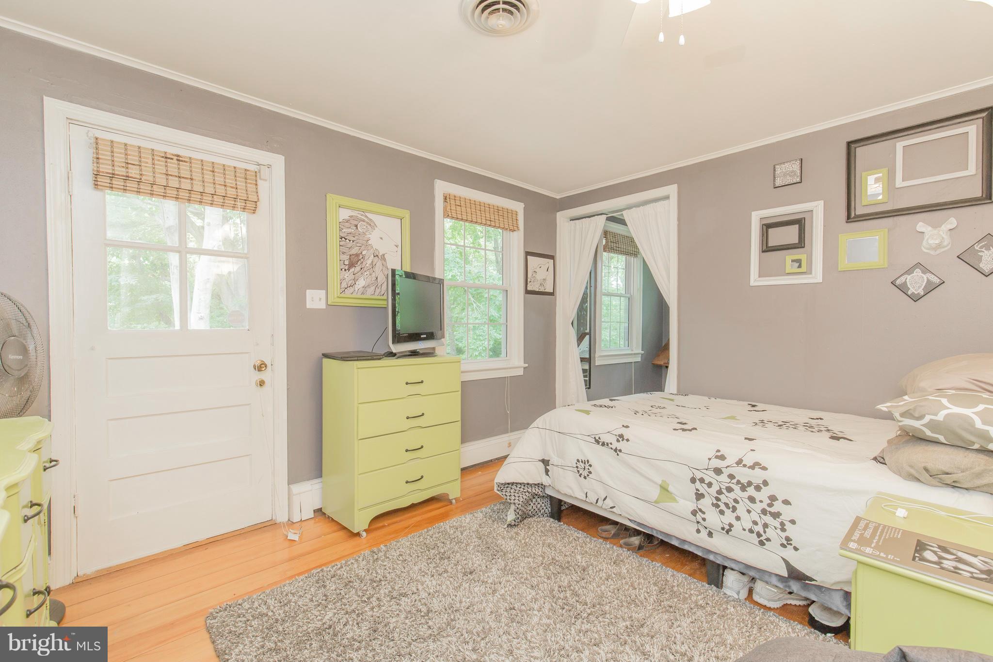 10935 Riverview Road Fort Washington, MD 20744 - Photo 23 of 30 Bedroom with access to upper level deck