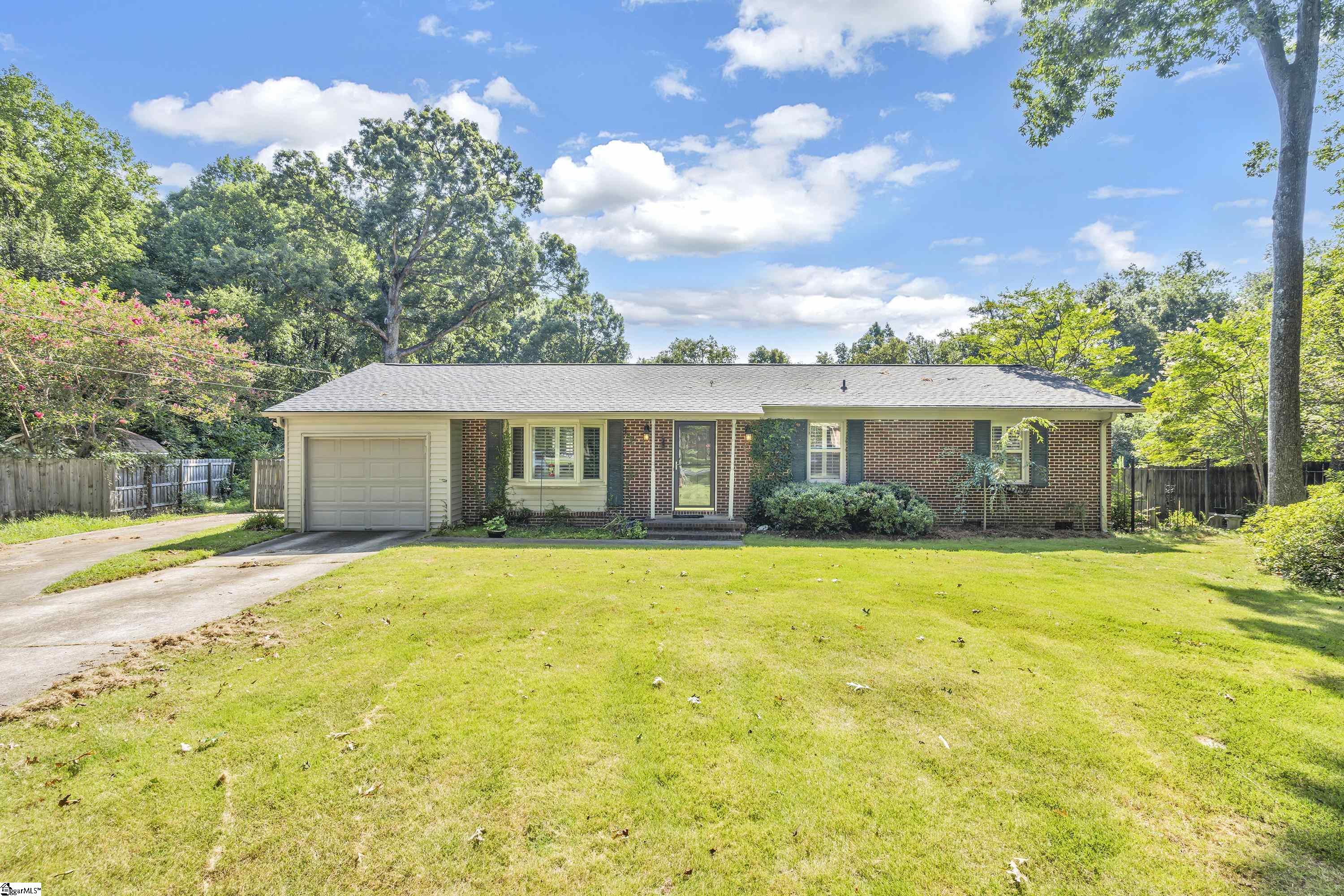 306 Vine Hill Road Greenville, SC 29607 - Photo 1 of 18