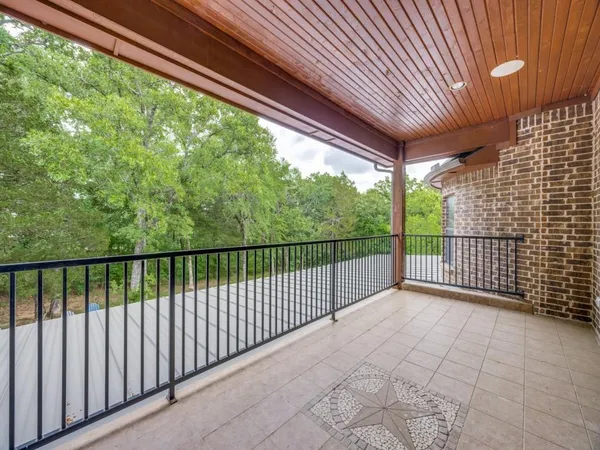 $1,035,000 | 127 Dove Canyon Drive, Gordonville, TX 76245