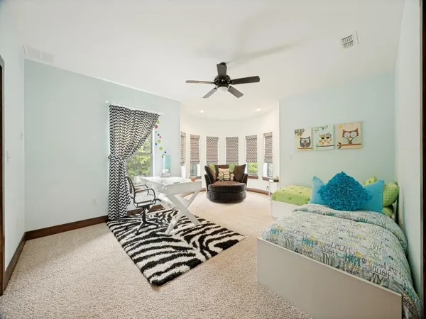 $1,035,000 | 127 Dove Canyon Drive, Gordonville, TX 76245