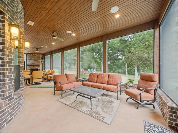 $1,035,000 | 127 Dove Canyon Drive, Gordonville, TX 76245