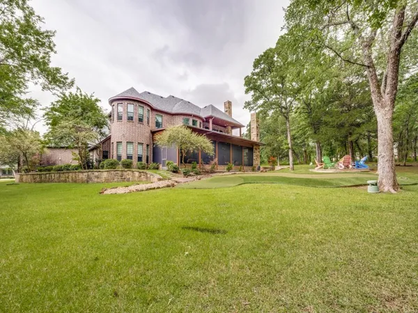 $1,035,000 | 127 Dove Canyon Drive, Gordonville, TX 76245