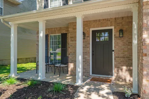 $424,900 | 705 Sweetwater Circle, Hermitage, TN 37076