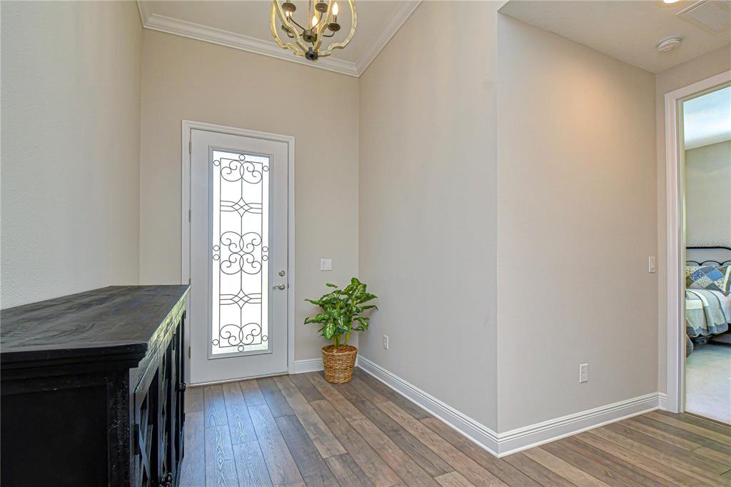 6005 Sparrowhead Way Lithia, FL 33547 - Photo 4 of 39
