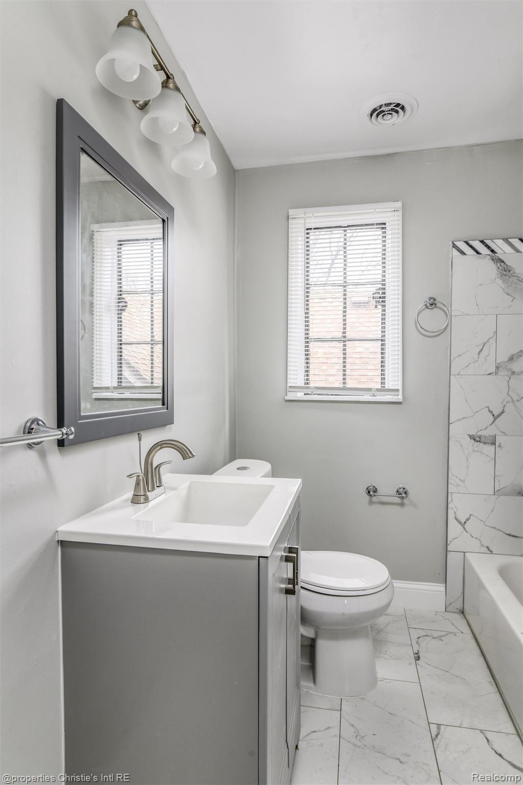 5797 Yorkshire Road Detroit, MI 48224 - Photo 20 of 28 24-5797 Yorkshire Rd - Detroit0020.jpg