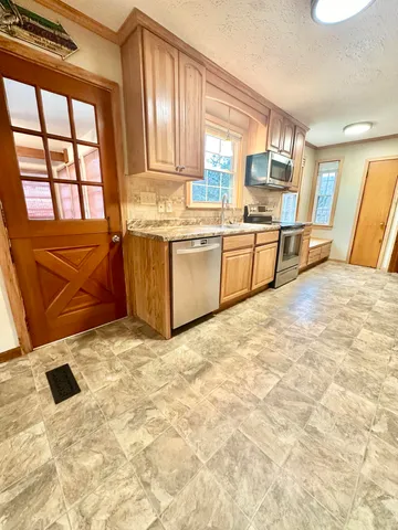 $252,000 | 2714 Jackson River Road, Covington, VA 24426