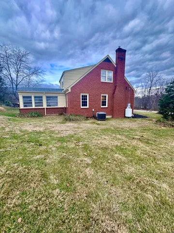 $252,000 | 2714 Jackson River Road, Covington, VA 24426
