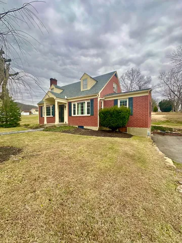 $252,000 | 2714 Jackson River Road, Covington, VA 24426