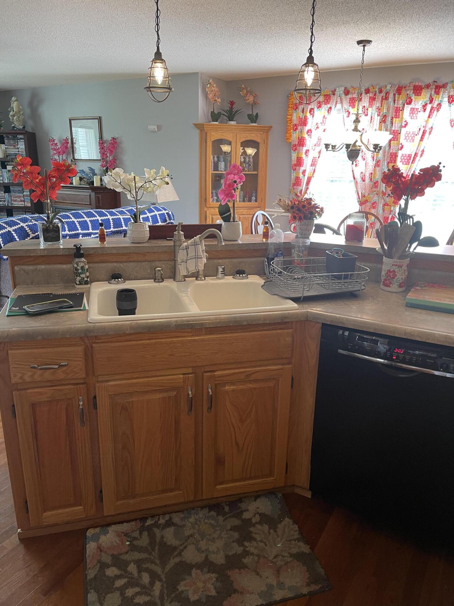 1754 Laurel River Road London, KY 40744 - Photo 19 of 30 E8849702-2376-47F9-BEF1-246D50FE19BC