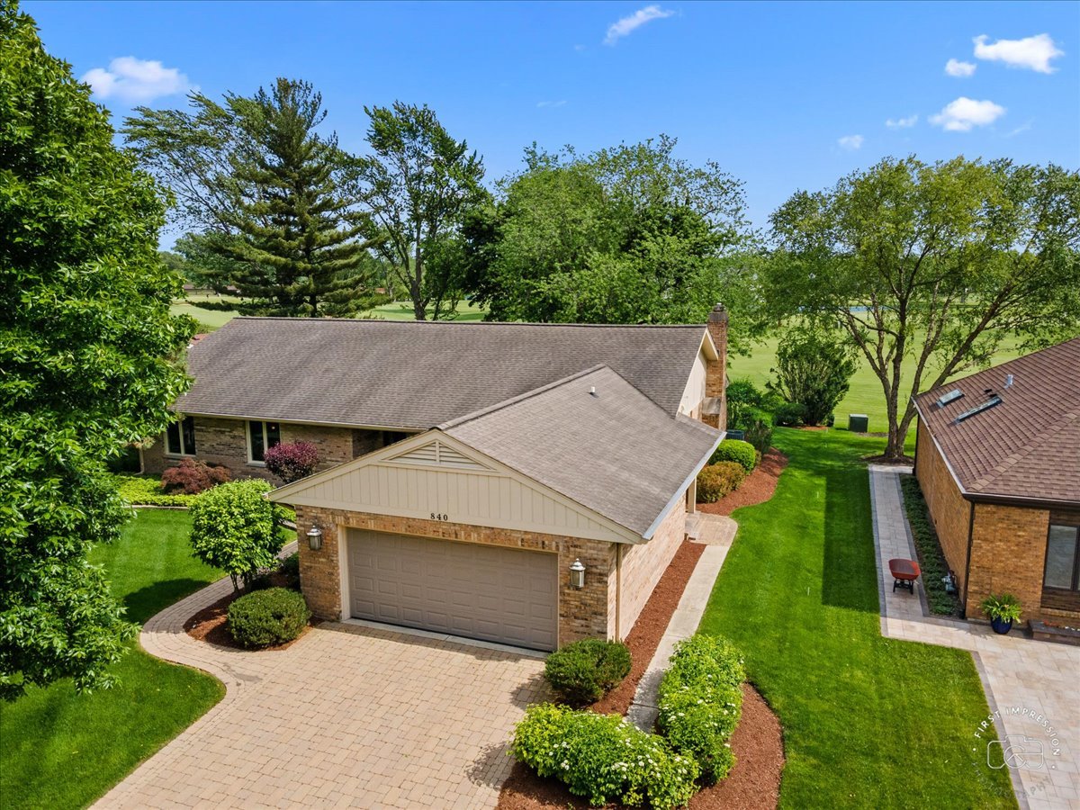 840 West Bauer Road Naperville, IL 60563 - Photo 2 of 37 an aerial view of a house