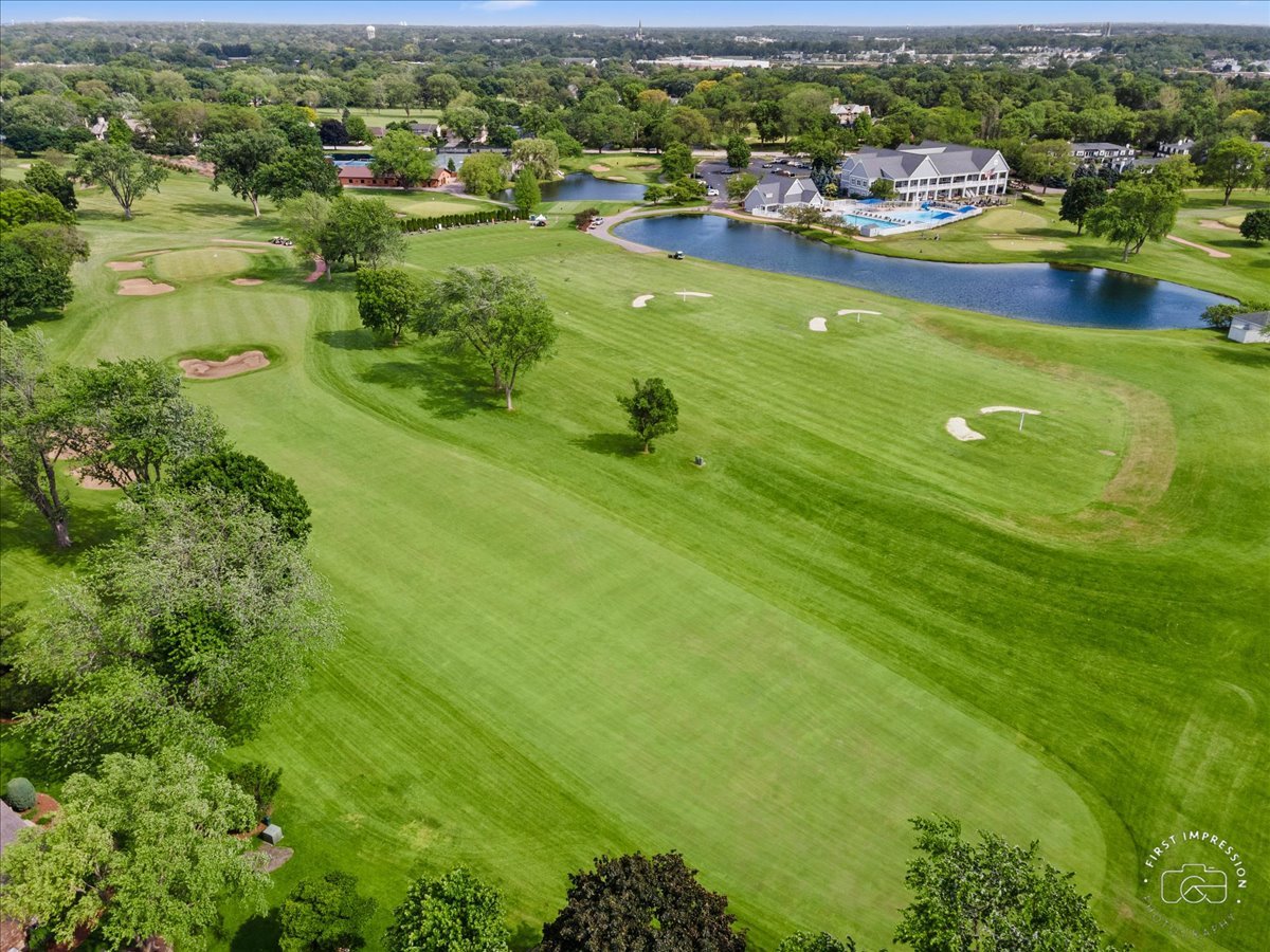 840 West Bauer Road Naperville, IL 60563 - Photo 5 of 37 a view of a city with mountains in the background
