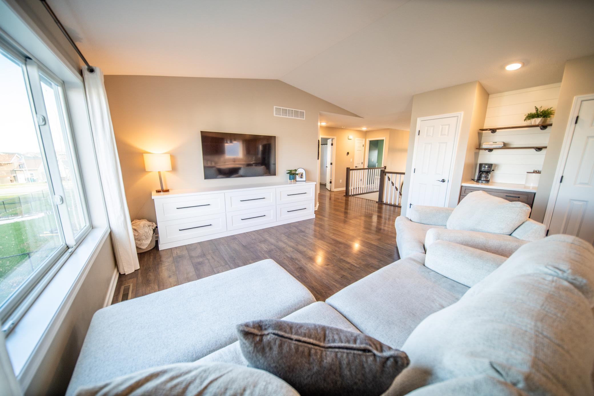 6133 51st Street Northwest Rochester, MN 55901 - Photo 13 of 61