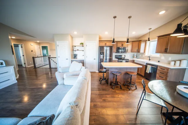 $399,900 | 6133 51st Street Northwest, Rochester, MN 55901