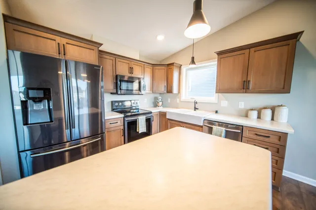 $399,900 | 6133 51st Street Northwest, Rochester, MN 55901