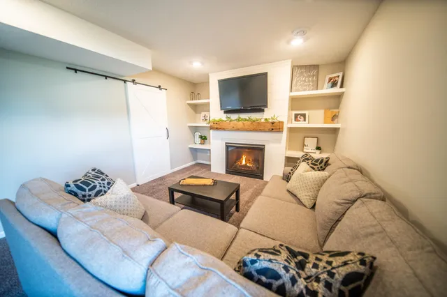 $399,900 | 6133 51st Street Northwest, Rochester, MN 55901