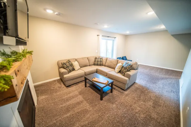 $399,900 | 6133 51st Street Northwest, Rochester, MN 55901