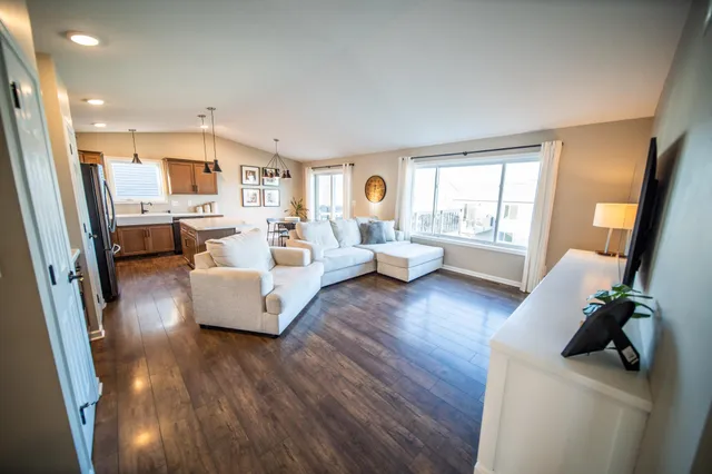 $399,900 | 6133 51st Street Northwest, Rochester, MN 55901