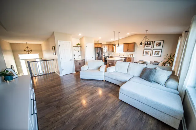 $399,900 | 6133 51st Street Northwest, Rochester, MN 55901