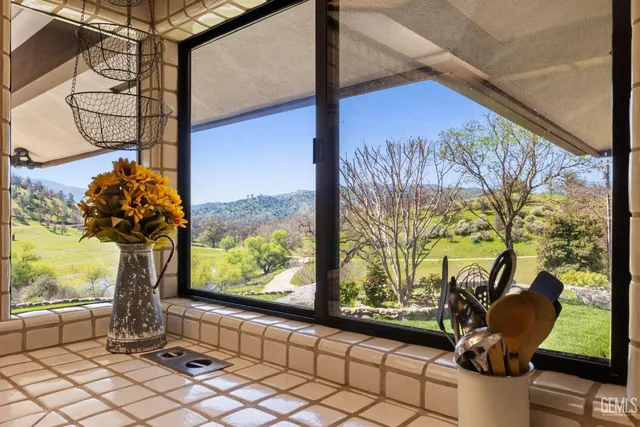 $2,395,000 | Undisclosed Address, Bakersfield, CA 93308