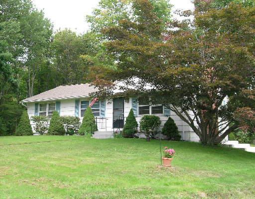 13 Magnolia Hill Road Bethlehem, CT 06751 - Photo 1 of 1
