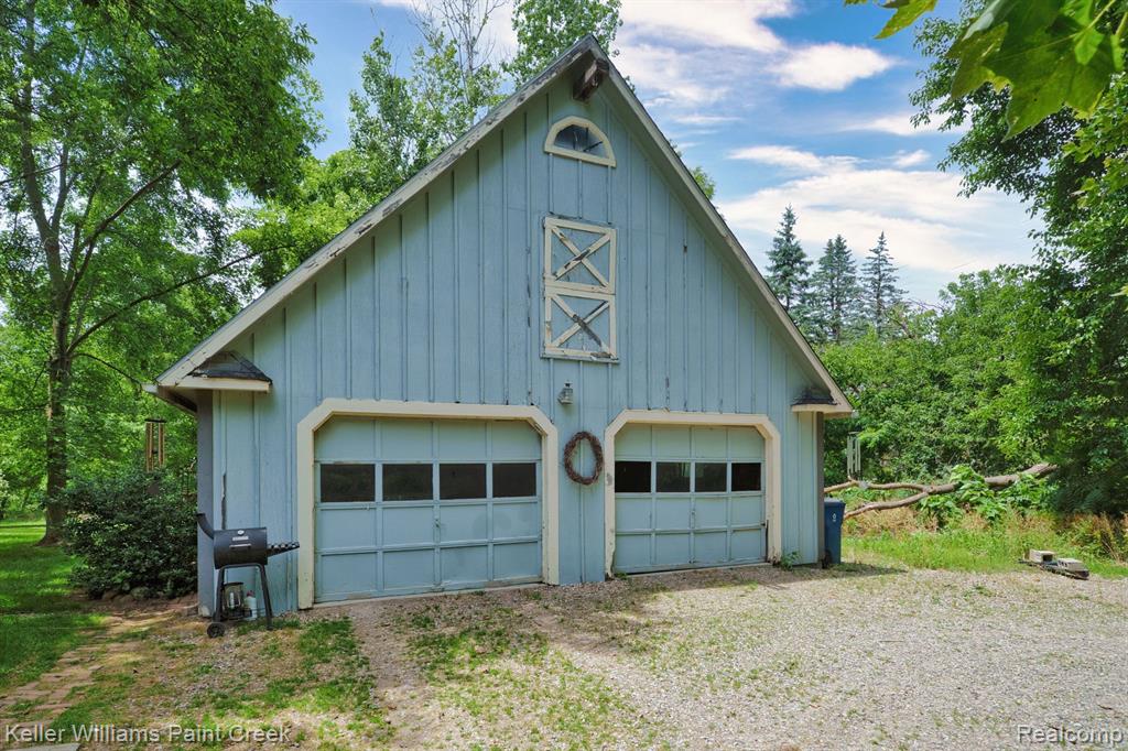 60951 Mt Vernon Road Rochester, MI 48306 - Photo 22 of 32