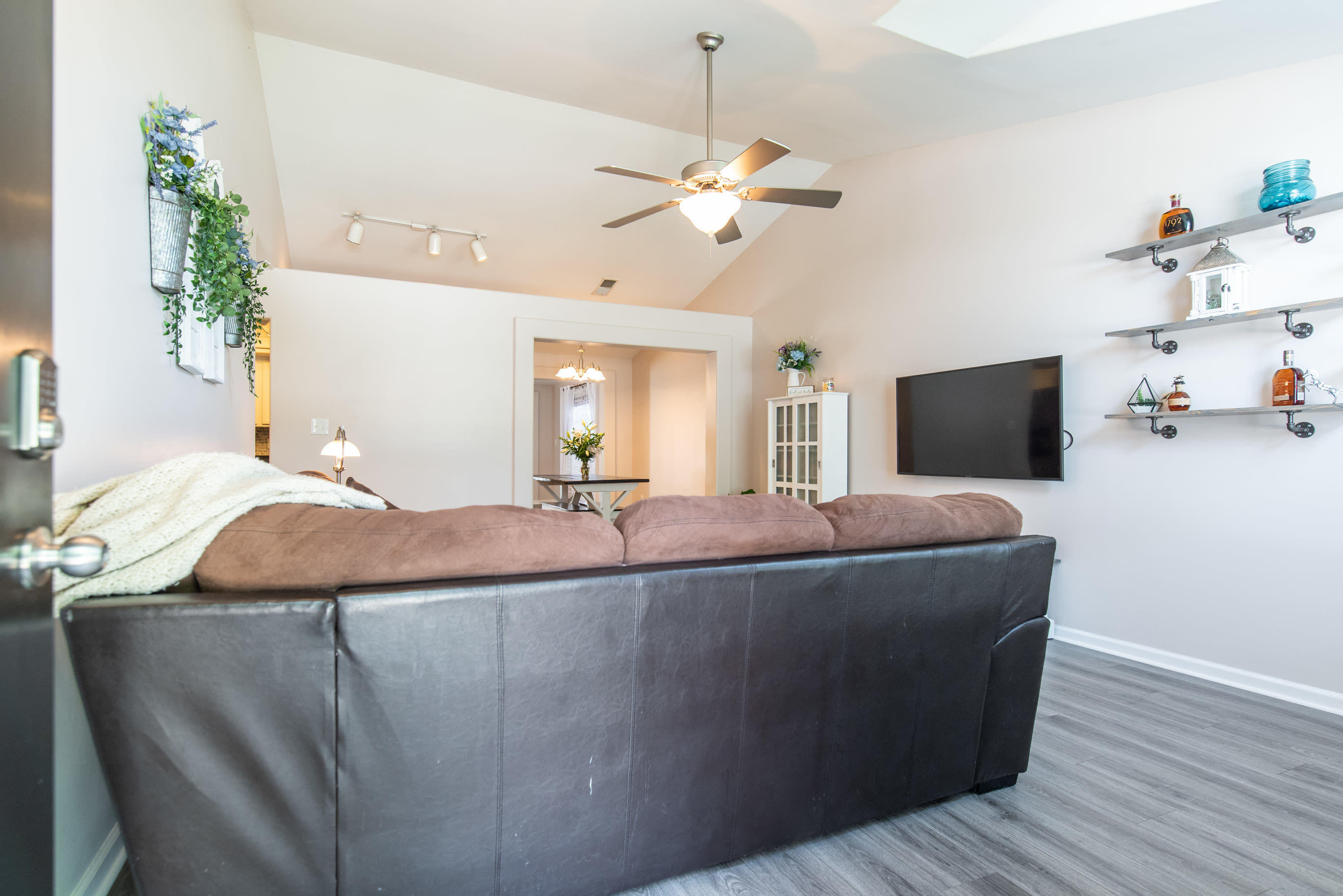 3209 Sandersville Road Lexington, KY 40511 - Photo 9 of 32 20210820-3209-Sandersville-Rd-isaacs-rea