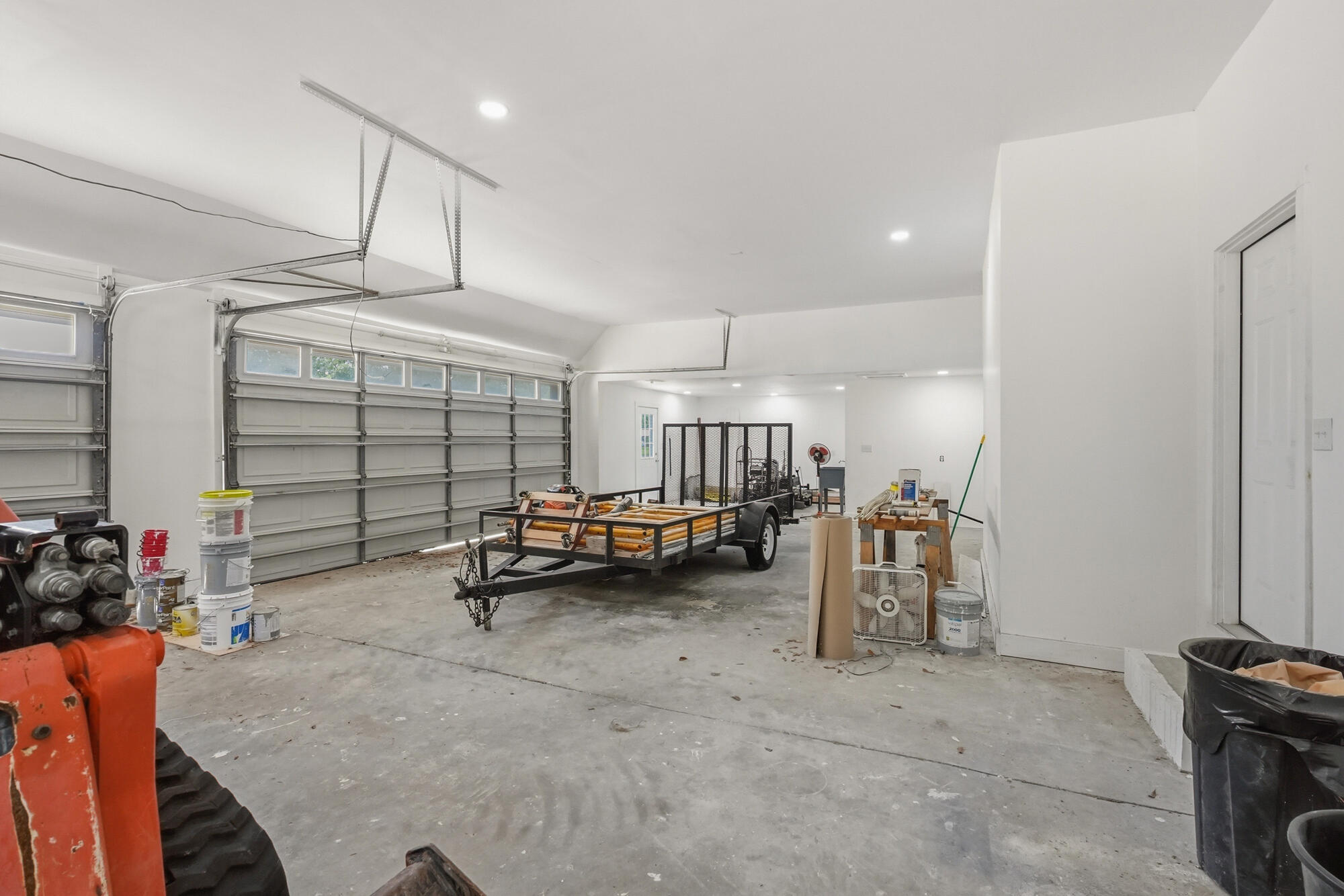 680 Mallet Bayou Road Freeport, FL 32439 - Photo 62 of 76 Garage