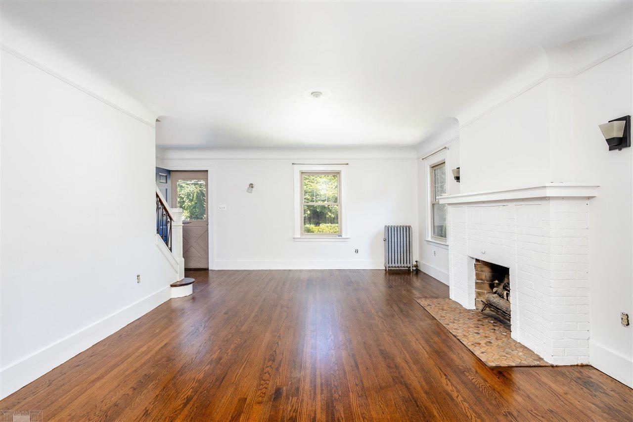 253 Moross Road Grosse Pointe, MI 48236 - Photo 7 of 43 50052295-6.JPG
