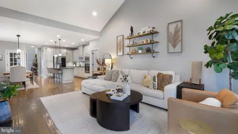 $699,900 | 105 Brentwood Court, Montgomeryville, PA 18915