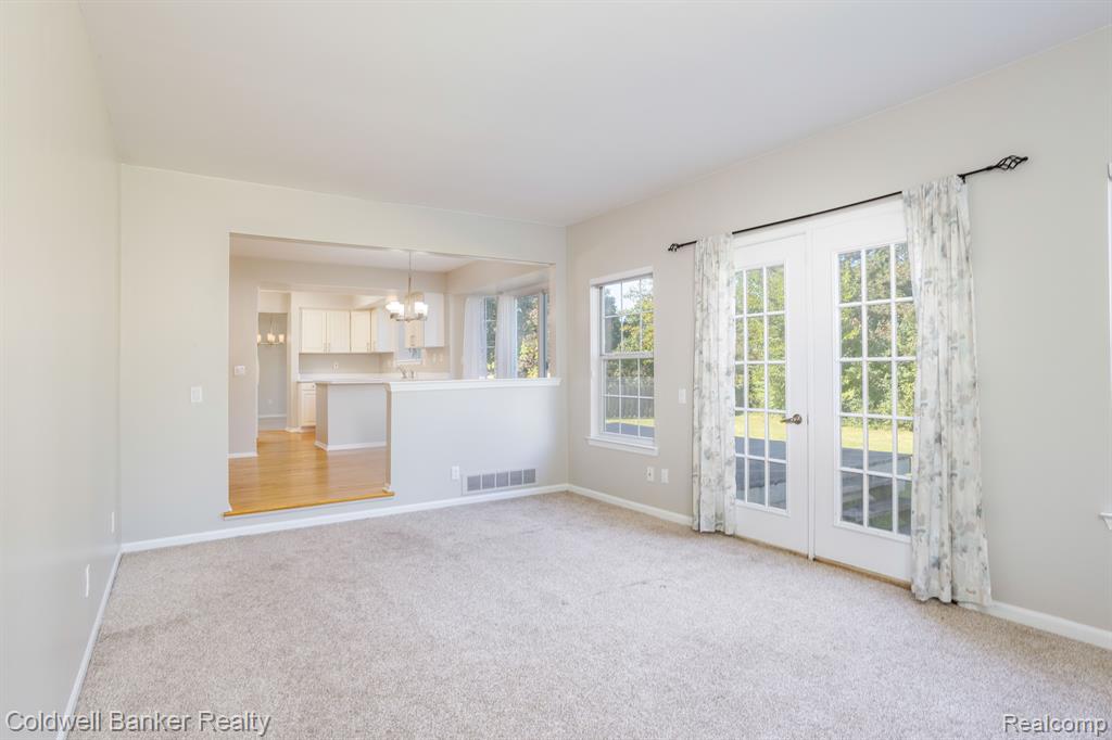 24261 Scarlet Court Novi, MI 48374 - Photo 21 of 44
