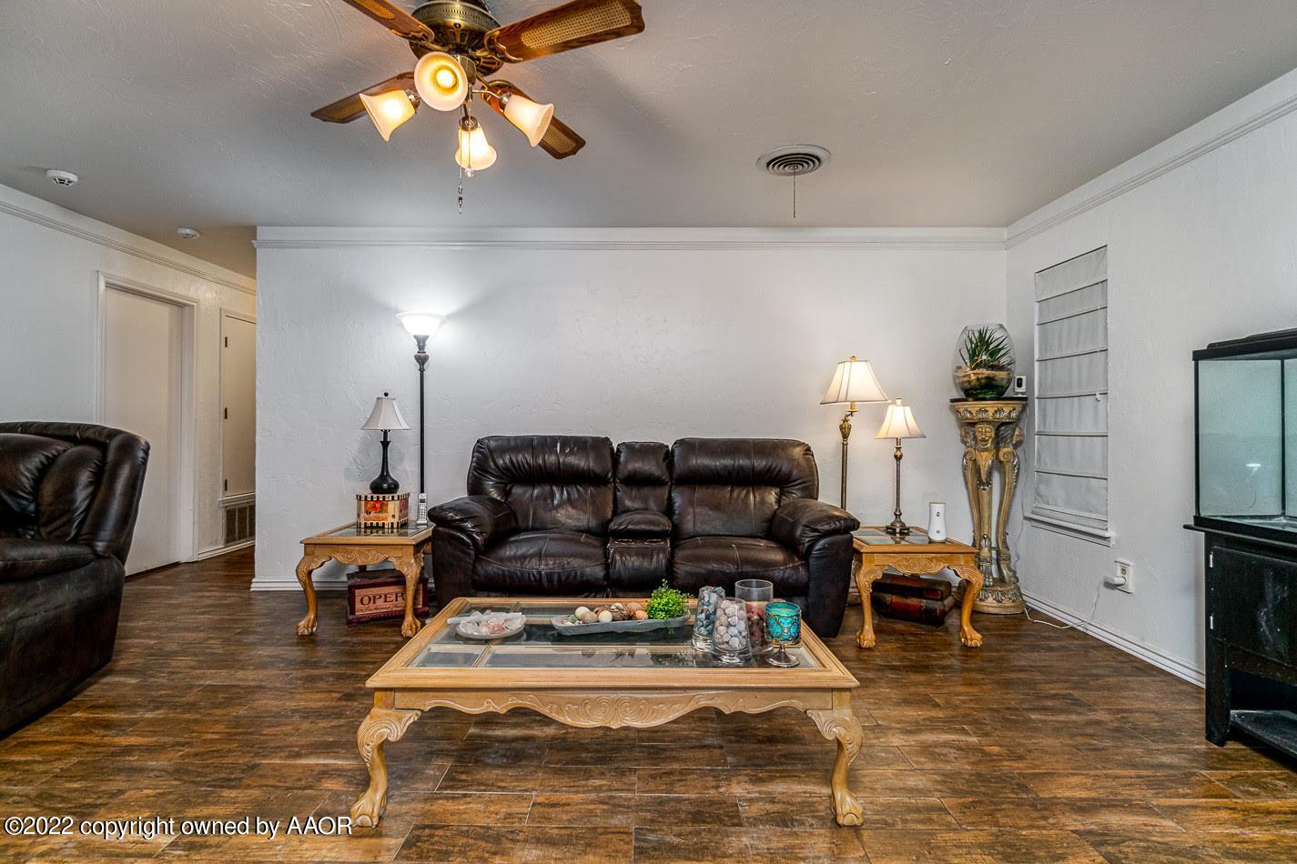 8104 Marni Trail Amarillo, TX 79110 - Photo 5 of 35 Living Area