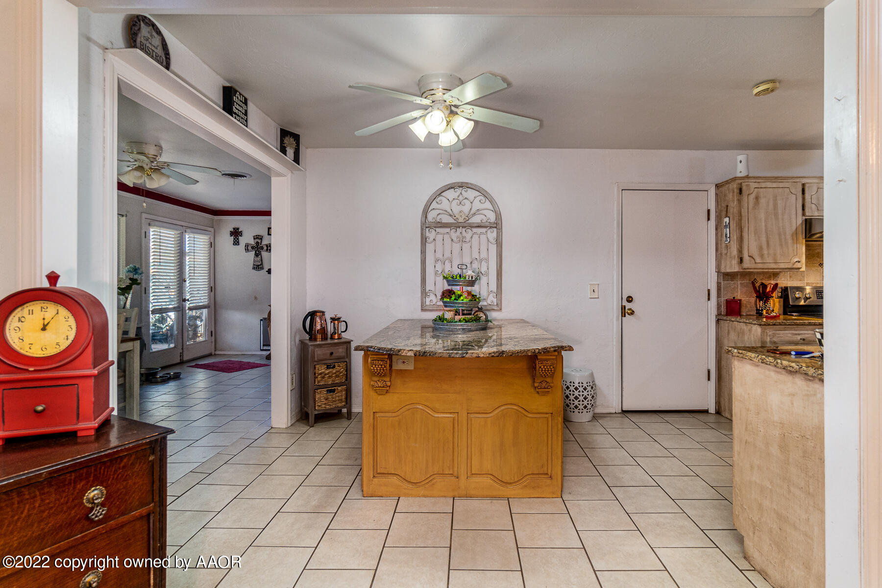 8104 Marni Trail Amarillo, TX 79110 - Photo 7 of 35 Kitchen Island Staying