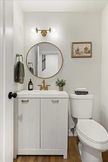 $750,000 | 917 Weatherbee Avenue, Downers Grove, IL 60516