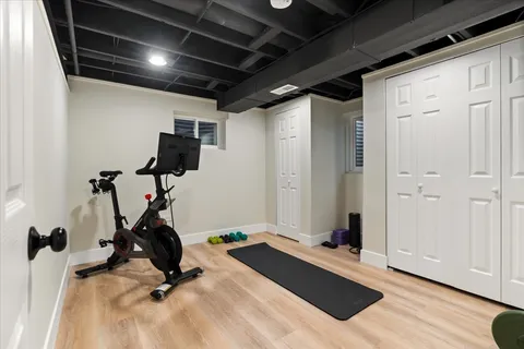 $750,000 | 917 Weatherbee Avenue, Downers Grove, IL 60516