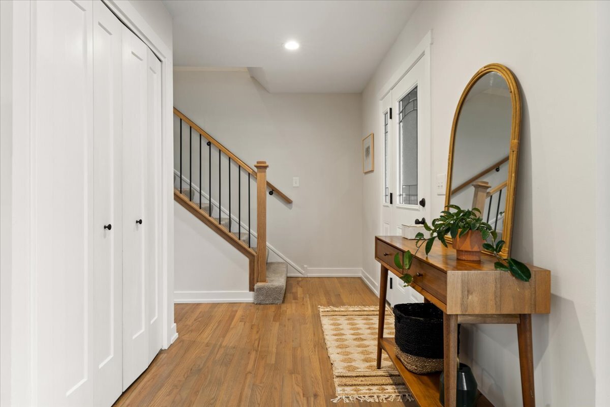 917 Weatherbee Avenue Downers Grove, IL 60516 - Photo 6 of 44