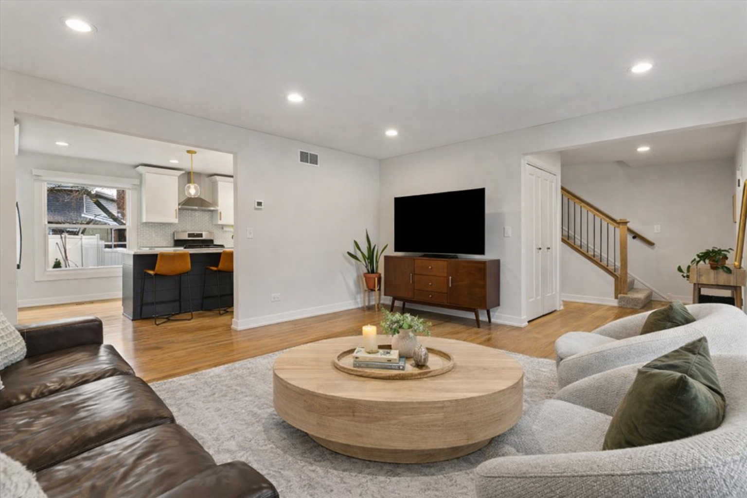 917 Weatherbee Avenue Downers Grove, IL 60516 - Photo 10 of 44