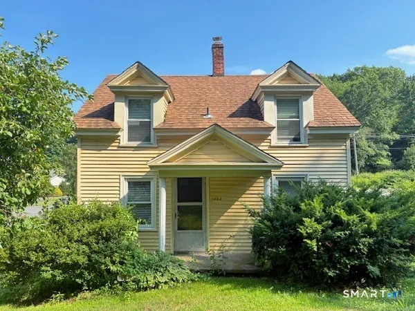 $2,300 | 1404 West Street, Middlebury, CT 06762