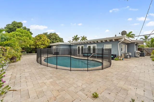 $660,000 | 808 Wright Drive, Lake Worth, FL 33461