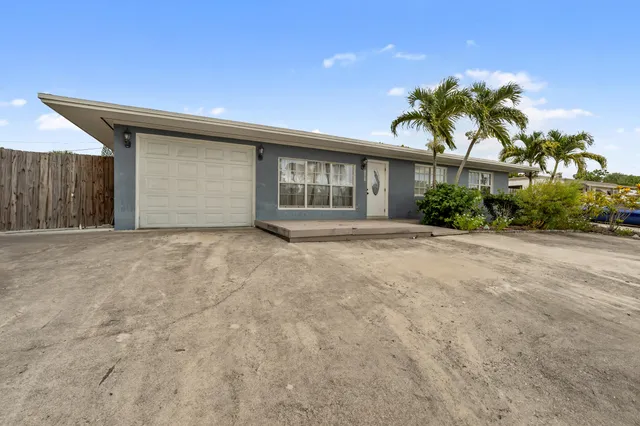 $660,000 | 808 Wright Drive, Lake Worth, FL 33461