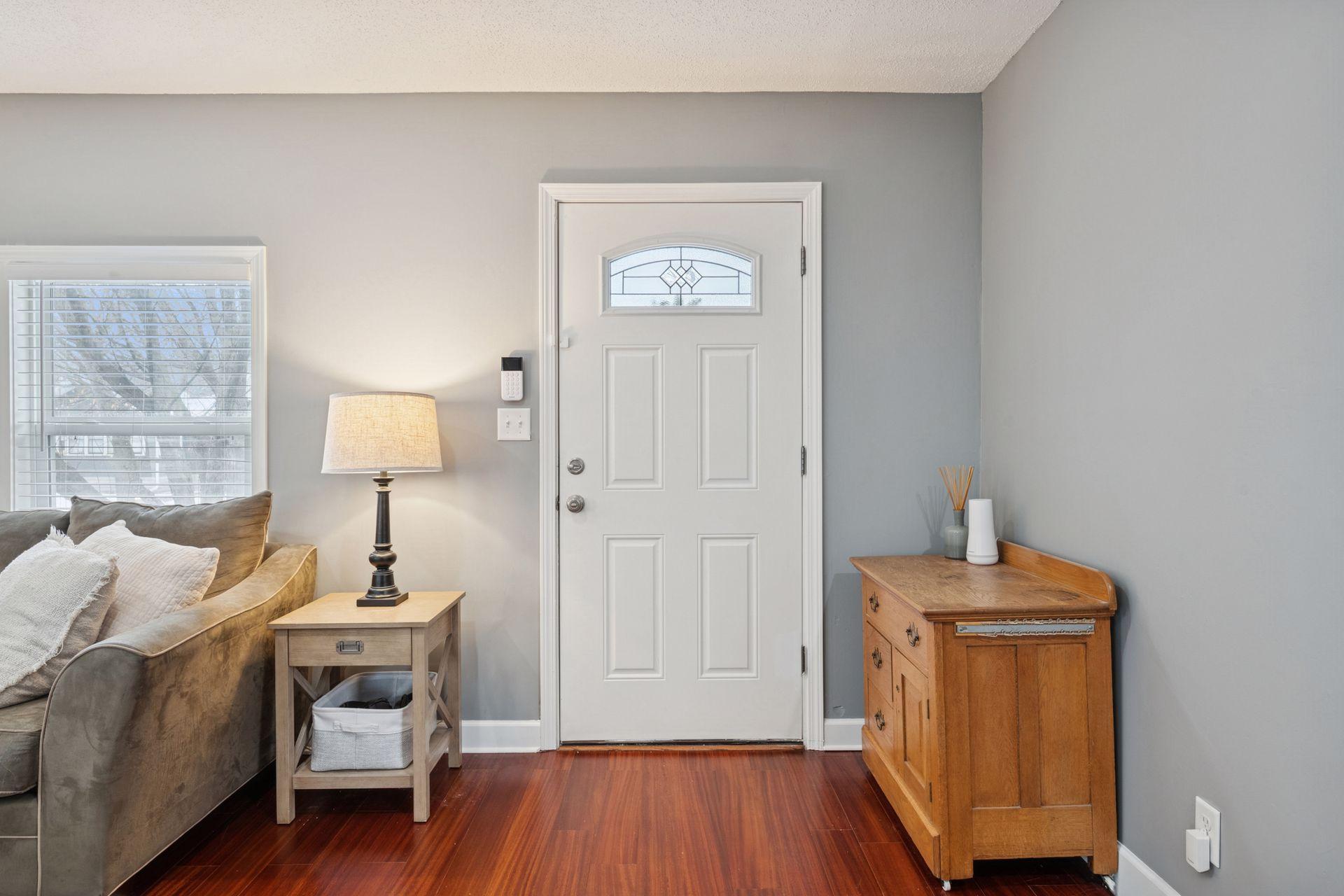 4335 13th Avenue South Minneapolis, MN 55407 - Photo 4 of 35