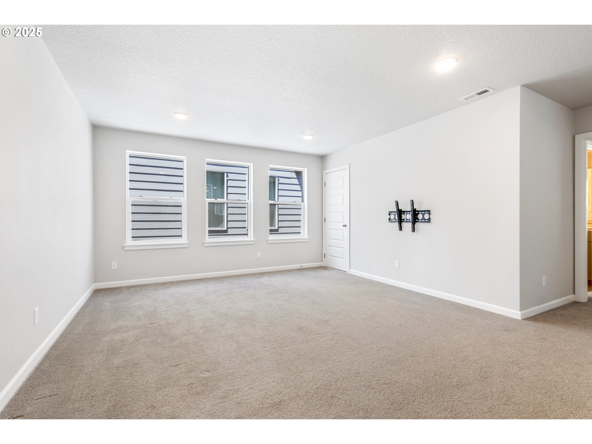 18600 Southwest Bluebird Lane Beaverton, OR 97003 - Photo 26 of 38 Loft