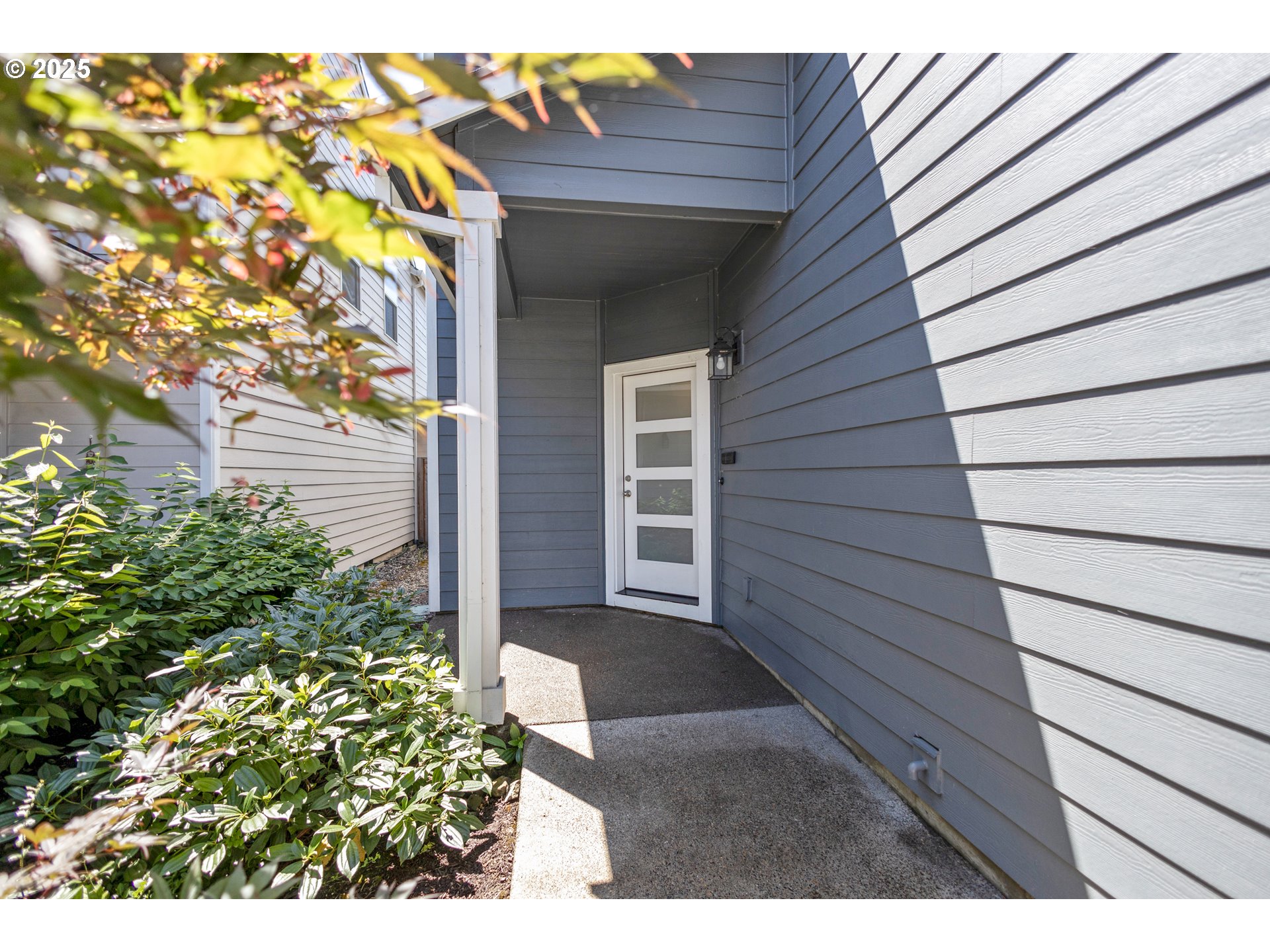 18600 Southwest Bluebird Lane Beaverton, OR 97003 - Photo 3 of 38