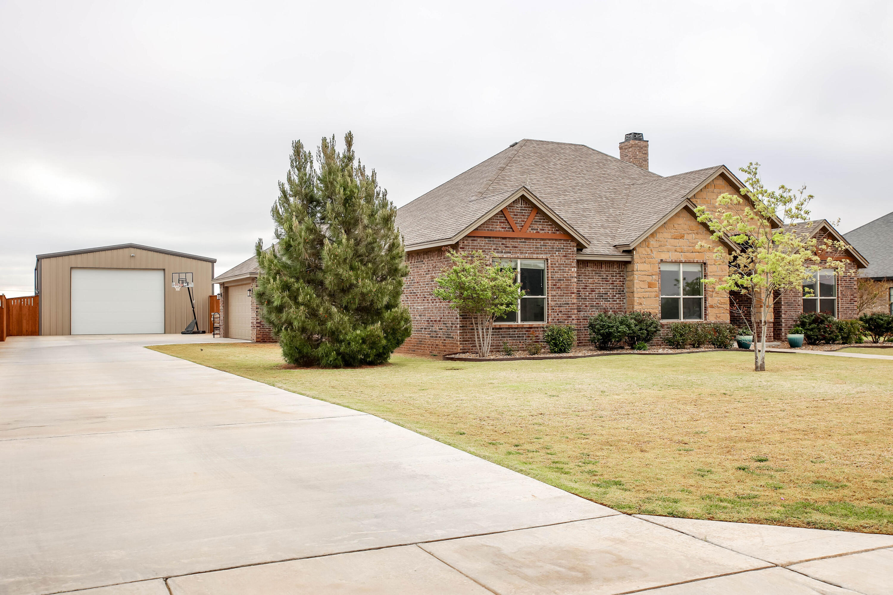 13607 Gardner Avenue Lubbock, TX 79424 - Photo 2 of 38 Front 2