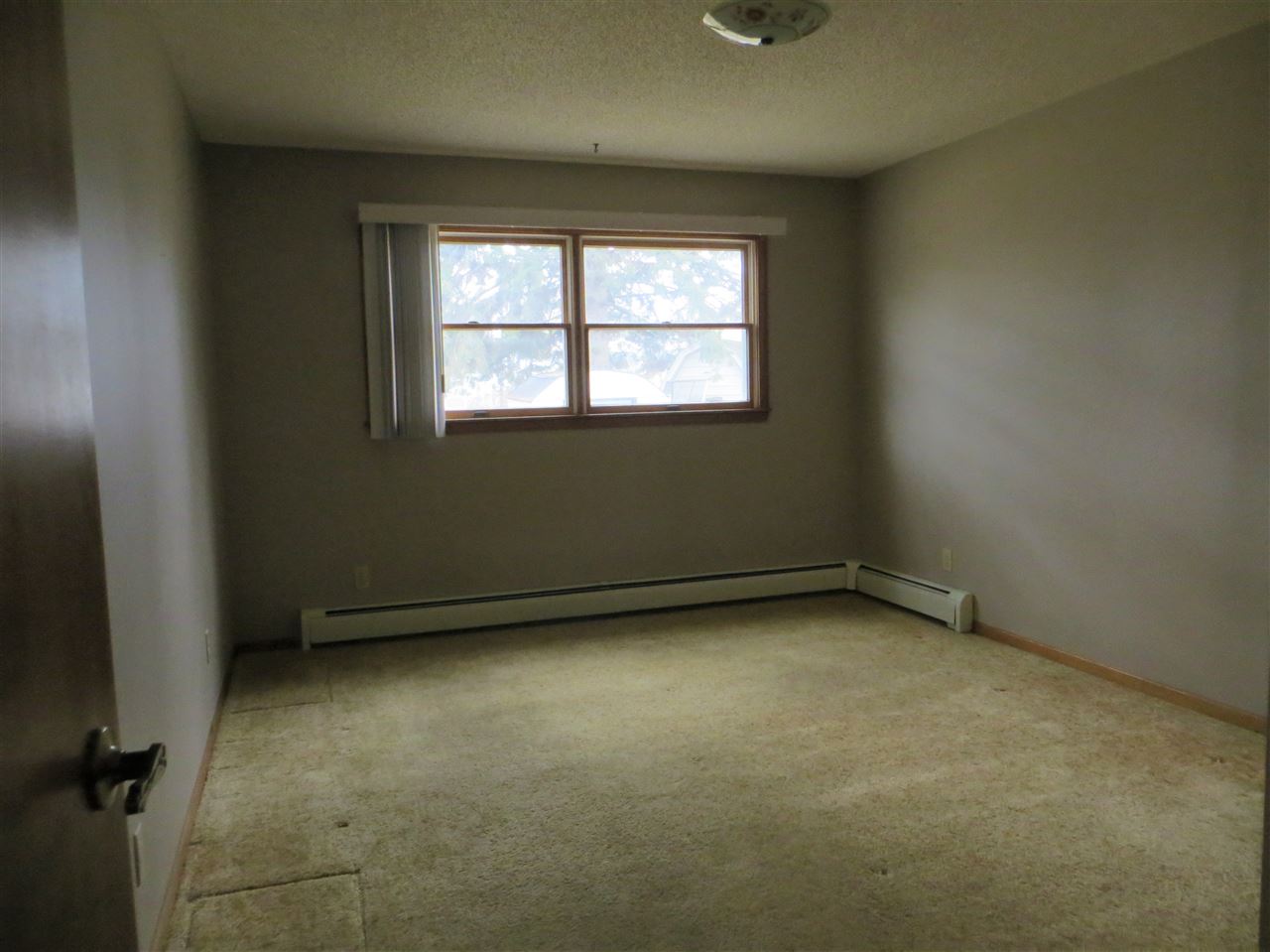 111 Emery Street East Tawas, MI 48730 - Photo 15 of 32 1873138-14.JPG
