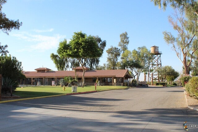 1601 Drew Road, Unit 1 El Centro, CA 92243 - Photo 30 of 43 Gallery Image 30