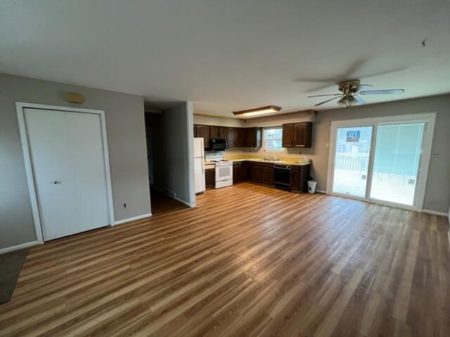 548 Robinson Road Jackson, MI 49203 - Photo 3 of 24 IMG_1550