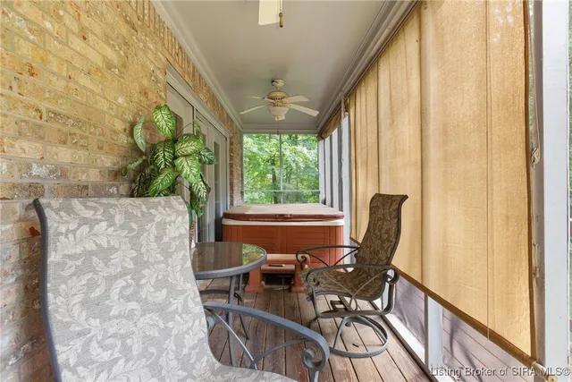 $399,999 | 1 Captains Court, New Albany, IN 47150