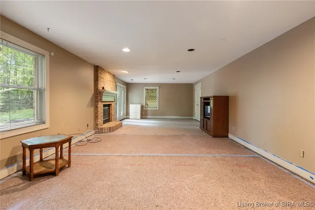 $399,999 | 1 Captains Court, New Albany, IN 47150