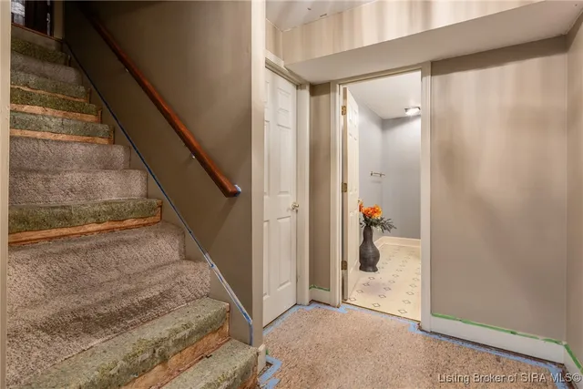 $399,999 | 1 Captains Court, New Albany, IN 47150