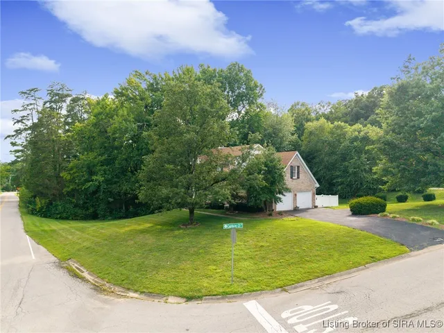 $399,999 | 1 Captains Court, New Albany, IN 47150